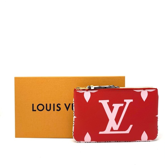 ❌SOLD❌Louis Vuitton Giant Monogram Pochette - Picture 6 of 6